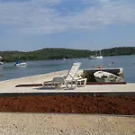 Front With View Aprtment Pasman Ždrelac